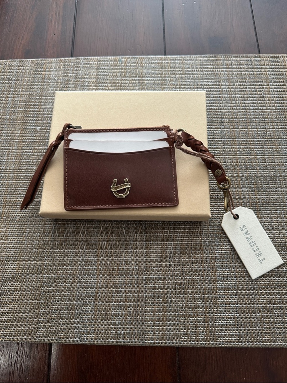 LIMITED ADDITION Tecovas Keychain Card Case saddle cowhide NWT